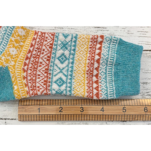 6 Pair Women’s Fashion Crew Socks (Fits Shoe Size 5-9) - Picture 5 of 8